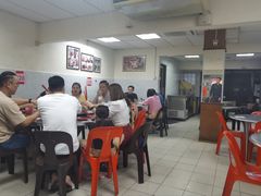 -黄亚华小食店(Jalan Alor)
