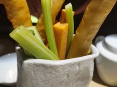-穹六人间 people 6(岳阳路店)