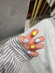 -悦指间美甲美睫