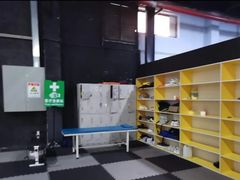 -嘿哟动霸CHUA·新潮玩运动娱乐中心·蹦床滑冰团建乐园