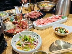 -青瓦餐厅·生鱼片·韩园烤肉(西塔店)