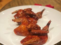 脆皮乳鸽-新荣记(西溪湿地店)