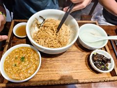 -蟹上黄·蟹黄面·江南糖水(人民广场店)