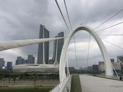 -南京眼步行桥