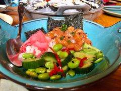 三文鱼波奇饭-JUJU韩式烤肉·干杯小酒馆
