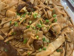 -壹阁胡羊焖饼(特色小吃街店)