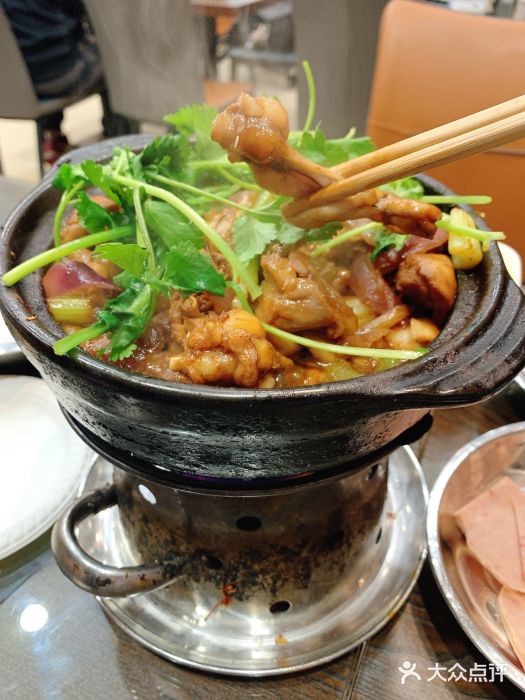 川香煲(茅台路店)鸡鸡蛙蛙中煲图片