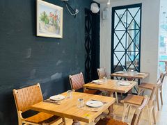 -Mark&Mars Restaurant