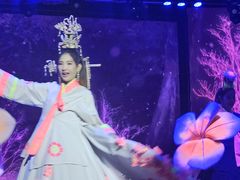 -金东尼人妖秀