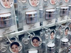 -名创优品(广东东莞东城万达2店)