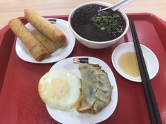 -来必堡(娄山关路店)