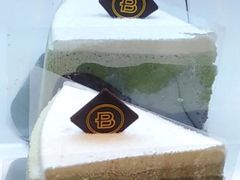抹茶慕斯凹蛋糕切片-巴黎贝甜·生日蛋糕(环球中心店)