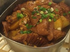 饭盒闷肥肠-渔娘渔家丹东海鲜(东直门店)