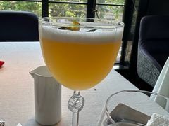 -弦月窗LUNETTE BY AMANDA(复兴路店)