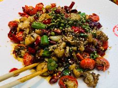 -肥肥虾庄·金牌油焖大虾(沙湖店)