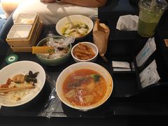 -金色印象·4k影院式足体养生(龙腾路店)