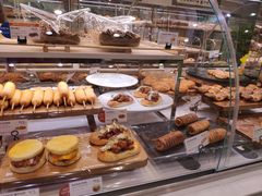 -巴黎贝甜(华堂新辰汇店)
