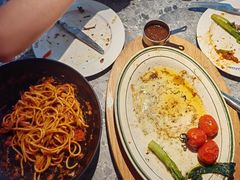 -芭莉与彩虹西餐厅(成都合生汇店)