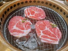 -蚂蚁洞·烤肉大营地(上海静安大悦城店)