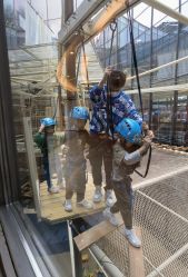 -PIPIKINGDOM皮皮王国欢乐号(欢乐海岸购物中心店)