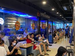 等位区-三个蒙古大叔羊肉串(大宁店)