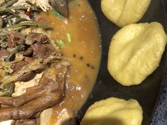 -袁小二大东北铁锅炖(吉祥村总部)