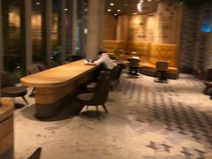 -星巴克臻选(湖滨道店)