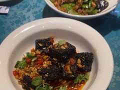 -呷湘厨·鱼汤捞饭·剁椒鱼头·辣椒炒肉(国家会展中心店)