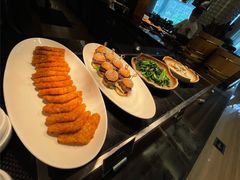 -圣丰索菲特·2 On 988 Café 自助餐厅