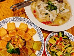 -花溪雨·森林餐厅(石基店)