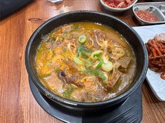 猪骨汤饭-旺清进洞米肠汤