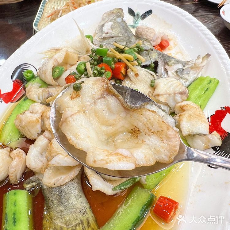 蟹膏多到溢出来！来顺德都给我吃这家私房菜