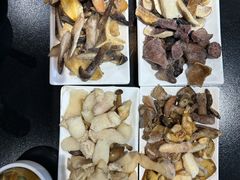 -野菌皇海景野生菌火锅(滨海大道店)