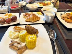 -三亚湾海居铂尔曼度假酒店