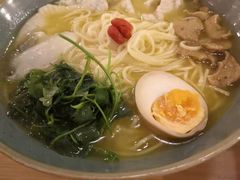 白汁河月豕煨面-江小鲀河豚馄饨(日月光店)