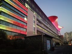 门面-上海跨国采购会展中心