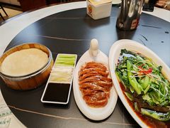 -梅利汴京烤鸭•开封豫菜地标店(东大街店)