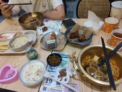 -匠本米所·炸酱米线·潮汕小食(万象食家店)