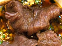 特色嫩牛肉-城门洞老火锅(胜利路店)