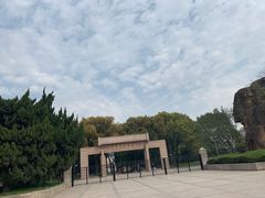 -上海市龙华烈士陵园