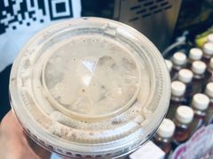 -全家便利店(愚园店)