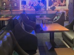 -豪客嘉族·麦尼顿西餐厅(乐福天下店)