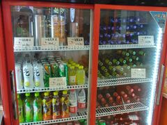 -哈尔滨小酒馆·鲜肉现穿自助烧烤(康新花园店)