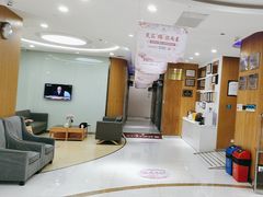 -雅悦齿科(顾村公园店)