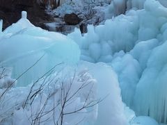 -大平台龙居瀑布旅游区