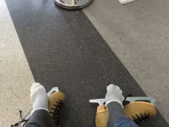 店里的袜子-冰纷万象滑冰场(南山万象天地店)