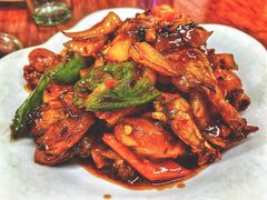 -胡子饮食店