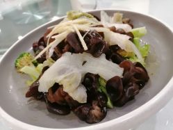 -鑫淼餐饮娱乐中心(江东街店)