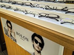-优医视平价眼镜蔡司依视路折扣工厂店(十里堡店)