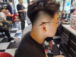 -老炮儿男士复古理发馆BarberShop